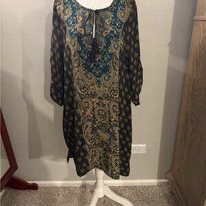 Tolani Black and Gold Paisley Midi Dress